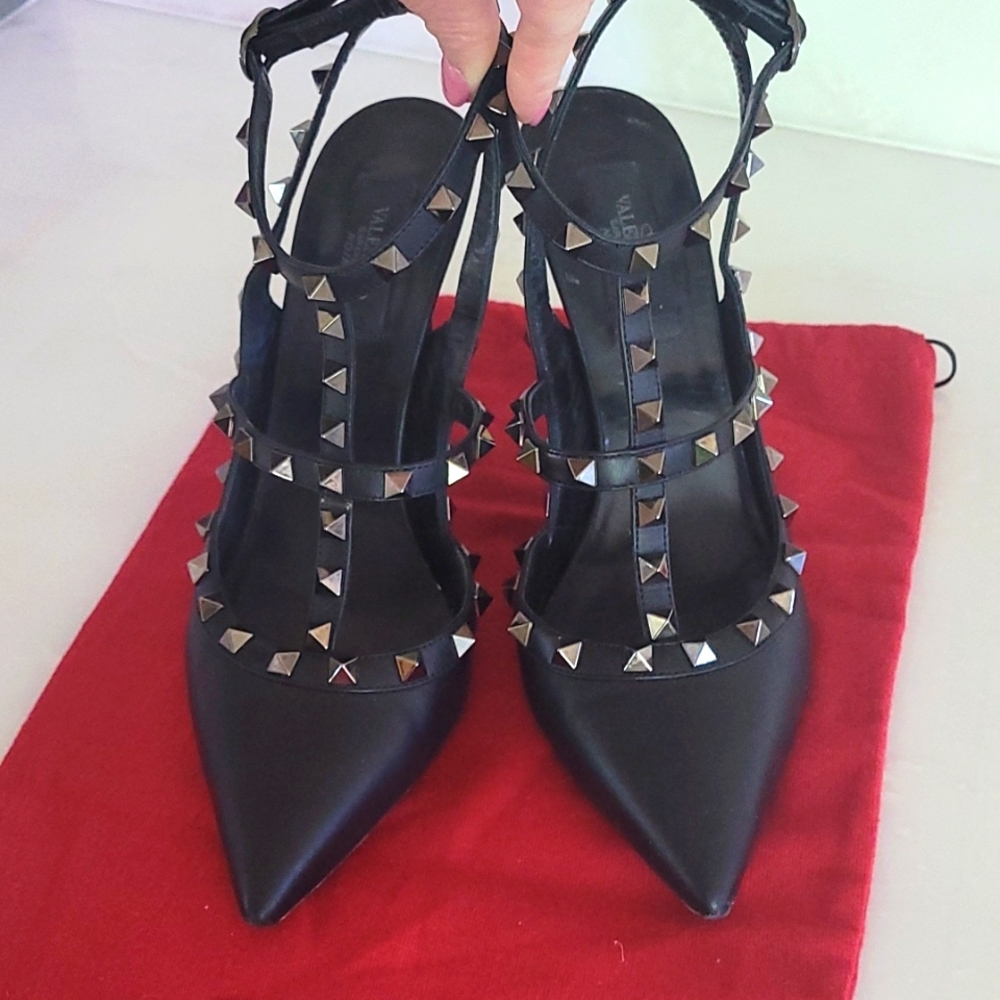 Valentino Rockstud Heels Size 40